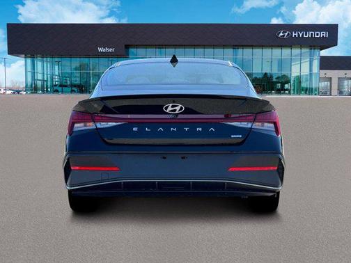 2025 Hyundai ELANTRA Sport