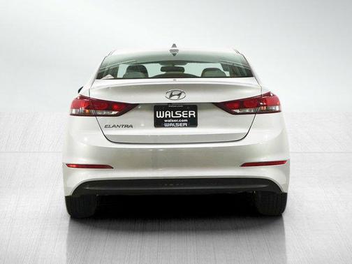 Symphony Silver 2017 Hyundai ELANTRA SE
