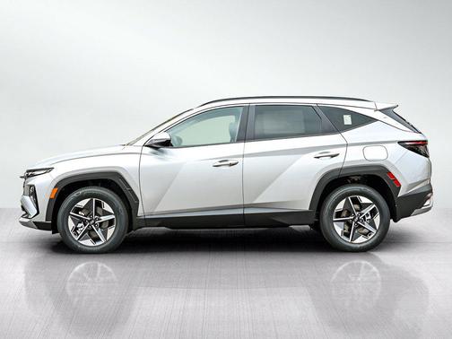 Shimmering Silver 2026 Hyundai TUCSON Hybrid SEL Convenience