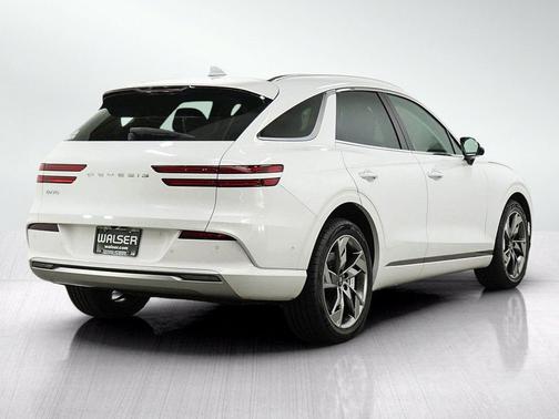Uyuni White 2025 Genesis Electrified GV70 Advanced AWD