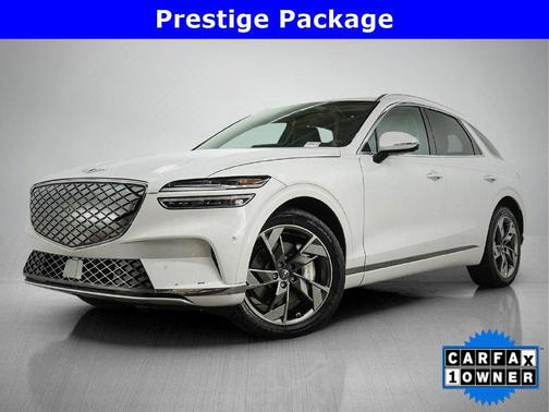 Uyuni White 2025 Genesis Electrified GV70 Advanced AWD