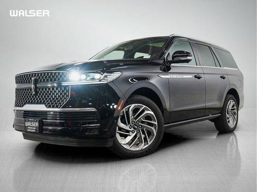 Black Metallic 2025 Lincoln Navigator Reserve