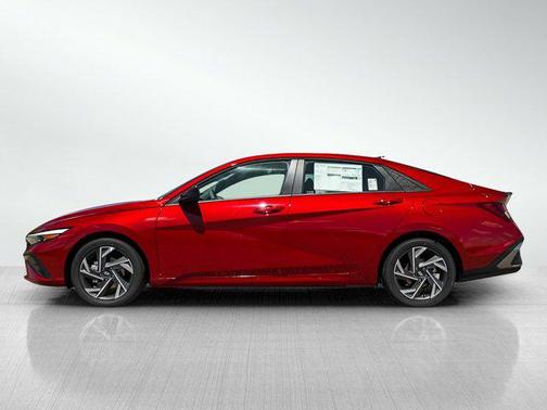 2025 Hyundai ELANTRA Sport