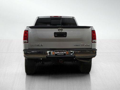 2013 Nissan Titan SV