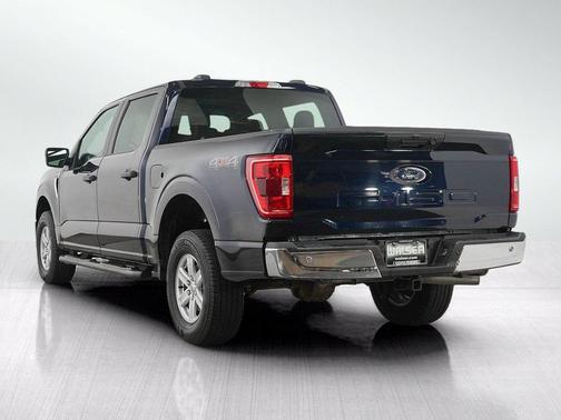 Blue 2021 Ford F-150 XLT