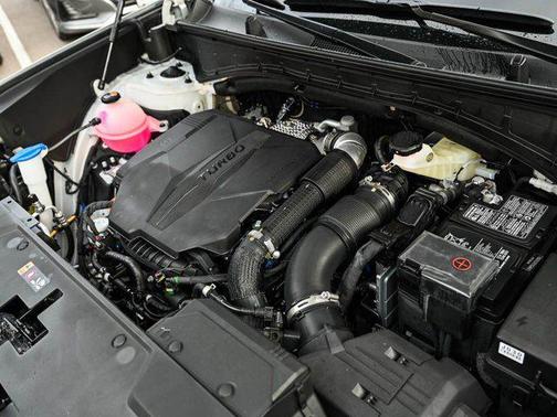 Shimmering Silver 2026 Hyundai SANTA FE SE