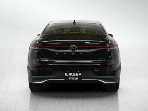 2024 Toyota Crown Limited