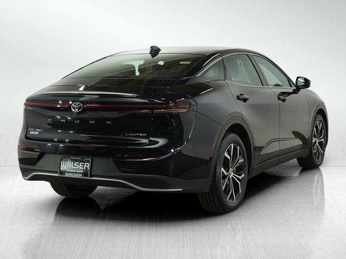 2024 Toyota Crown Limited