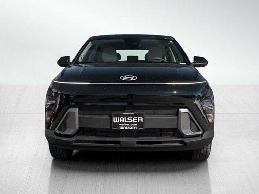 2025 Hyundai KONA SE