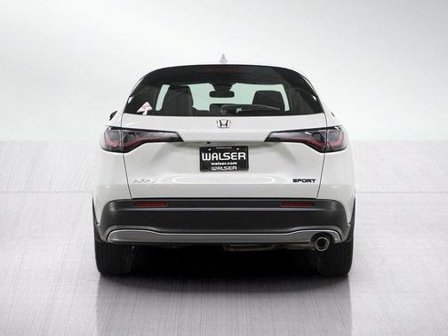 Platinum White Pearl 2024 Honda HR-V Sport
