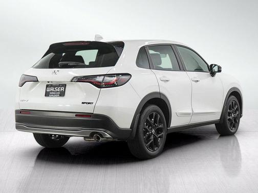 Platinum White Pearl 2024 Honda HR-V Sport