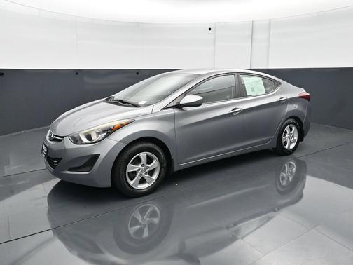 Titanium Gray Metallic 2015 Hyundai ELANTRA SE