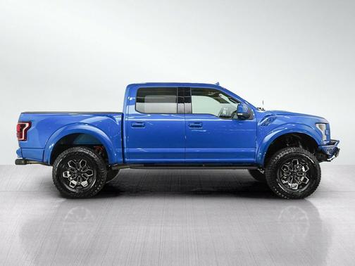 Velocity Blue Metallic 2020 Ford F-150 Raptor