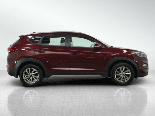 2017 Hyundai TUCSON SE Plus