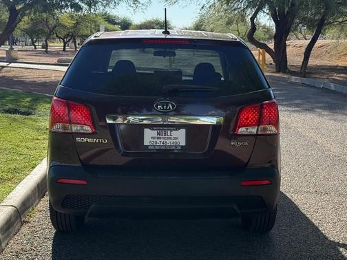2012 Kia Sorento LX