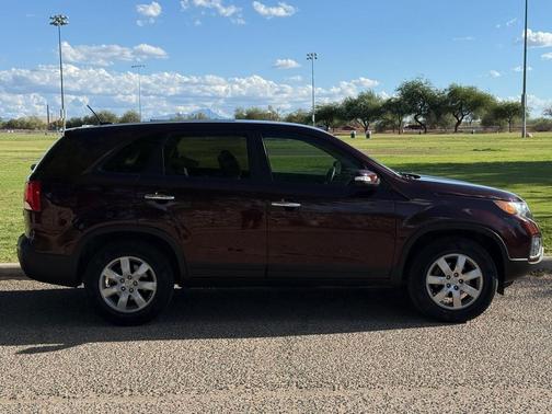 2012 Kia Sorento LX