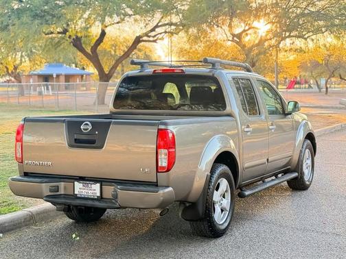 2006 Nissan Frontier LE Crew Cab