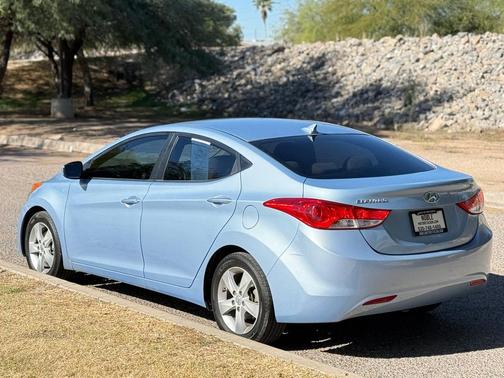 2011 Hyundai ELANTRA GLS