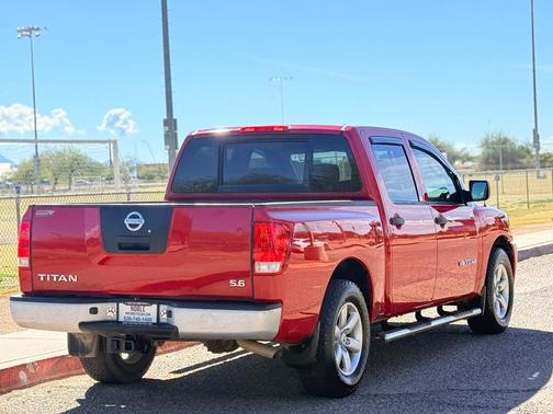 2010 Nissan Titan LE