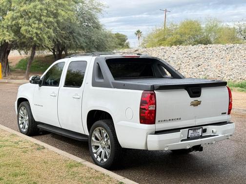 2011 Chevrolet Avalanche 1500 LT