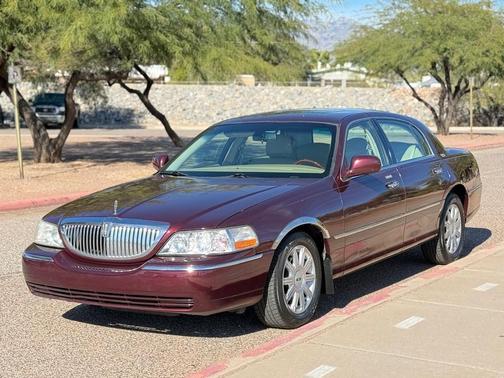 2007 Lincoln Town Car Signature
