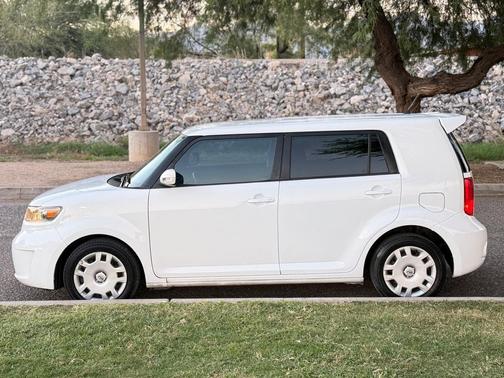 2008 Scion xB Base