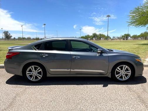 2016 Nissan Altima 3.5 SL