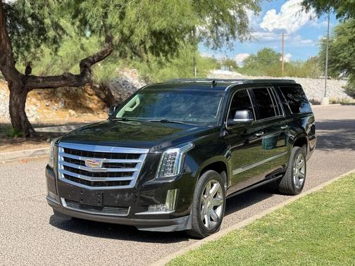 2019 Cadillac Escalade Luxury