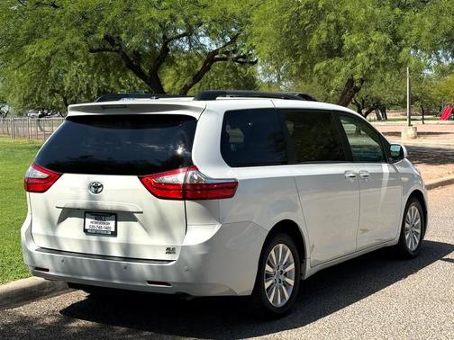 2015 Toyota Sienna XLE Premium