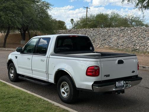 2001 Ford F-150 XLT SuperCrew