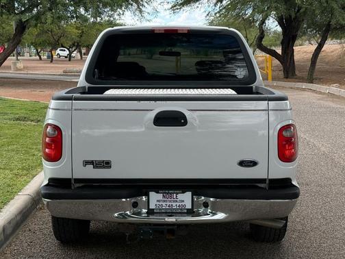 2001 Ford F-150 XLT SuperCrew