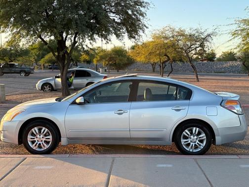 2010 Nissan Altima 2.5 SL