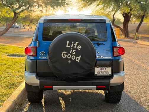 2008 Toyota FJ Cruiser Base