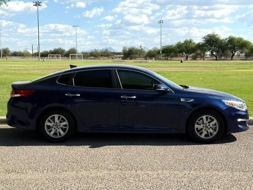 2018 Kia Optima LX