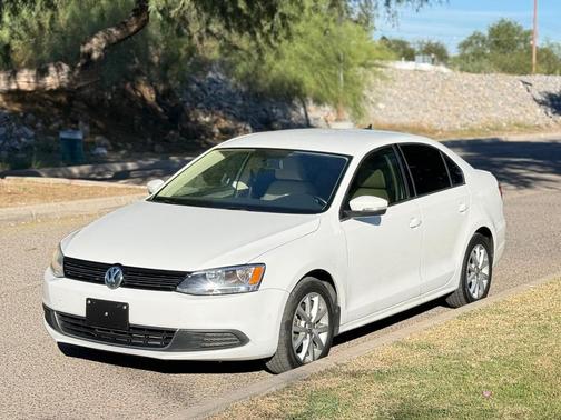 2014 Volkswagen Jetta Auto SE w/Connectivity