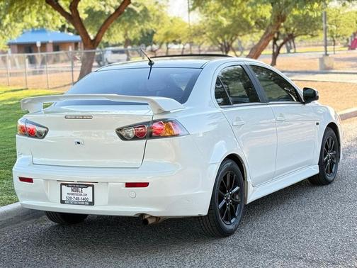 2017 Mitsubishi Lancer LE