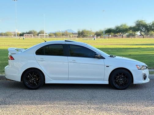 2017 Mitsubishi Lancer LE