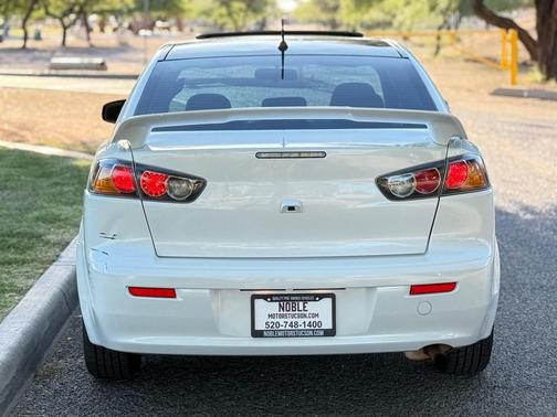 2017 Mitsubishi Lancer LE