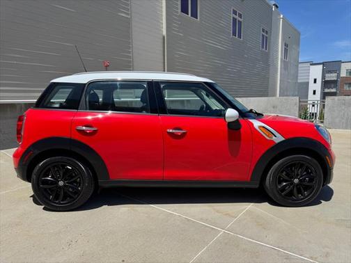 2012 MINI Cooper Countryman Base