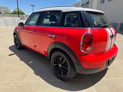 2012 MINI Cooper Countryman Base