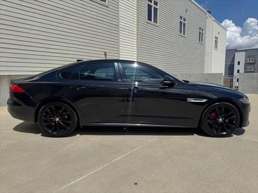 2016 Jaguar XF S