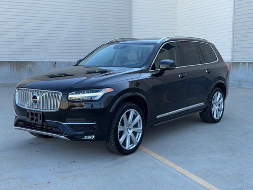 2018 Volvo XC90 T6 Inscription