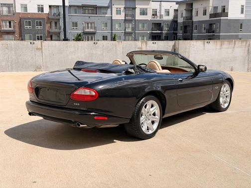 Anthracite Mica 2000 Jaguar XK8