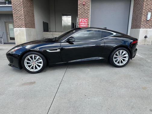 2017 Jaguar F-TYPE Premium