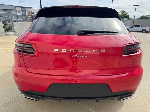 2017 Porsche Macan Base