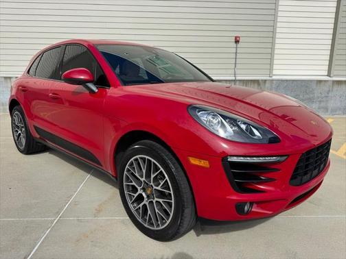2017 Porsche Macan Base