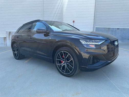 2020 Audi Q8 55 Prestige