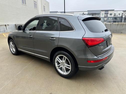 2017 Audi Q5 2.0T Premium Plus