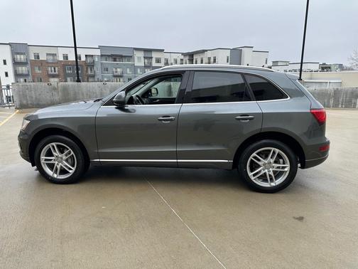 2017 Audi Q5 2.0T Premium Plus