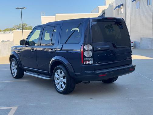 2015 Land Rover LR4 Base